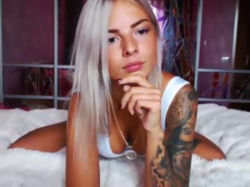 english sex cam girl smurf19 shows free porn on webcam. 25 y.o. speaks english