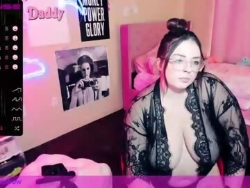 aurorarainbow is bbw girl 32 years old shows free porn on webcam