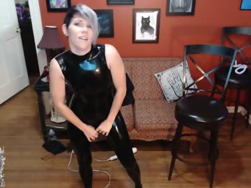 fatalgoth is gothic couple  years old shows free porn on webcam